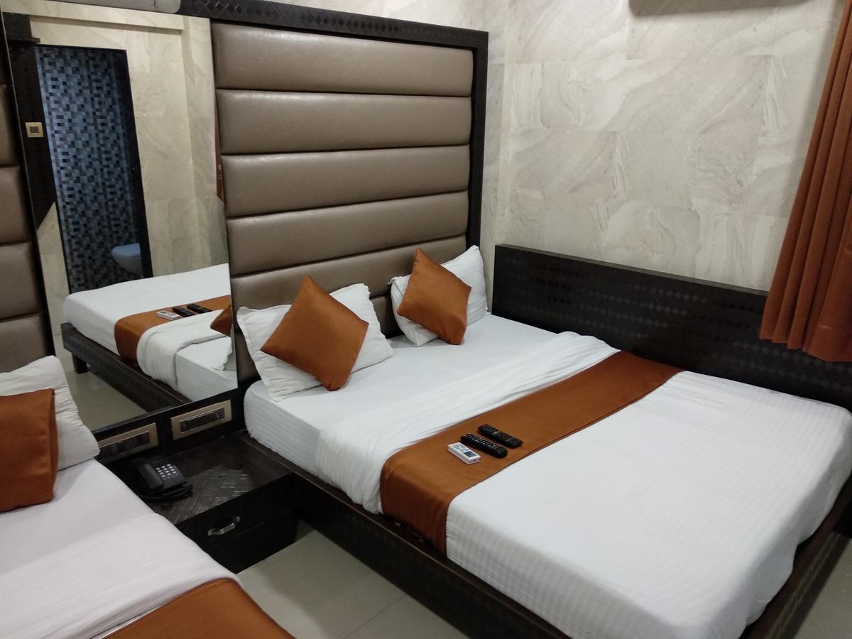 Hotel Karishma Bombay Exterior foto
